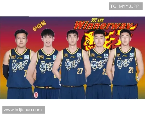 吉林男篮迎战浙江金牛期待精彩对决双方球员全力以赴争夺胜利荣耀 吉林男篮迎战浙江金牛期待精彩对决双方球员全力以赴争夺胜利荣耀